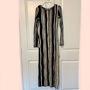 NA-KD Fashion Wide Sleeve Knitted Maxi Dress